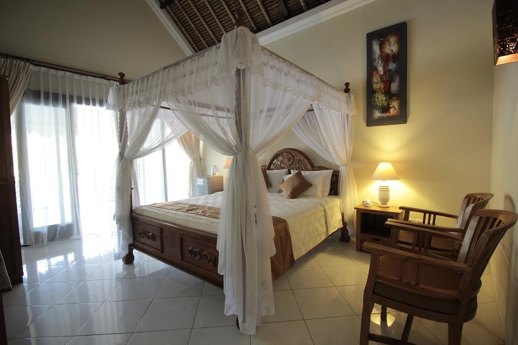 Mutiara Bali Hotel Candidasa Екстериор снимка