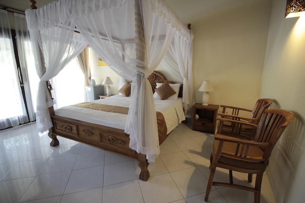 Mutiara Bali Hotel Candidasa Екстериор снимка