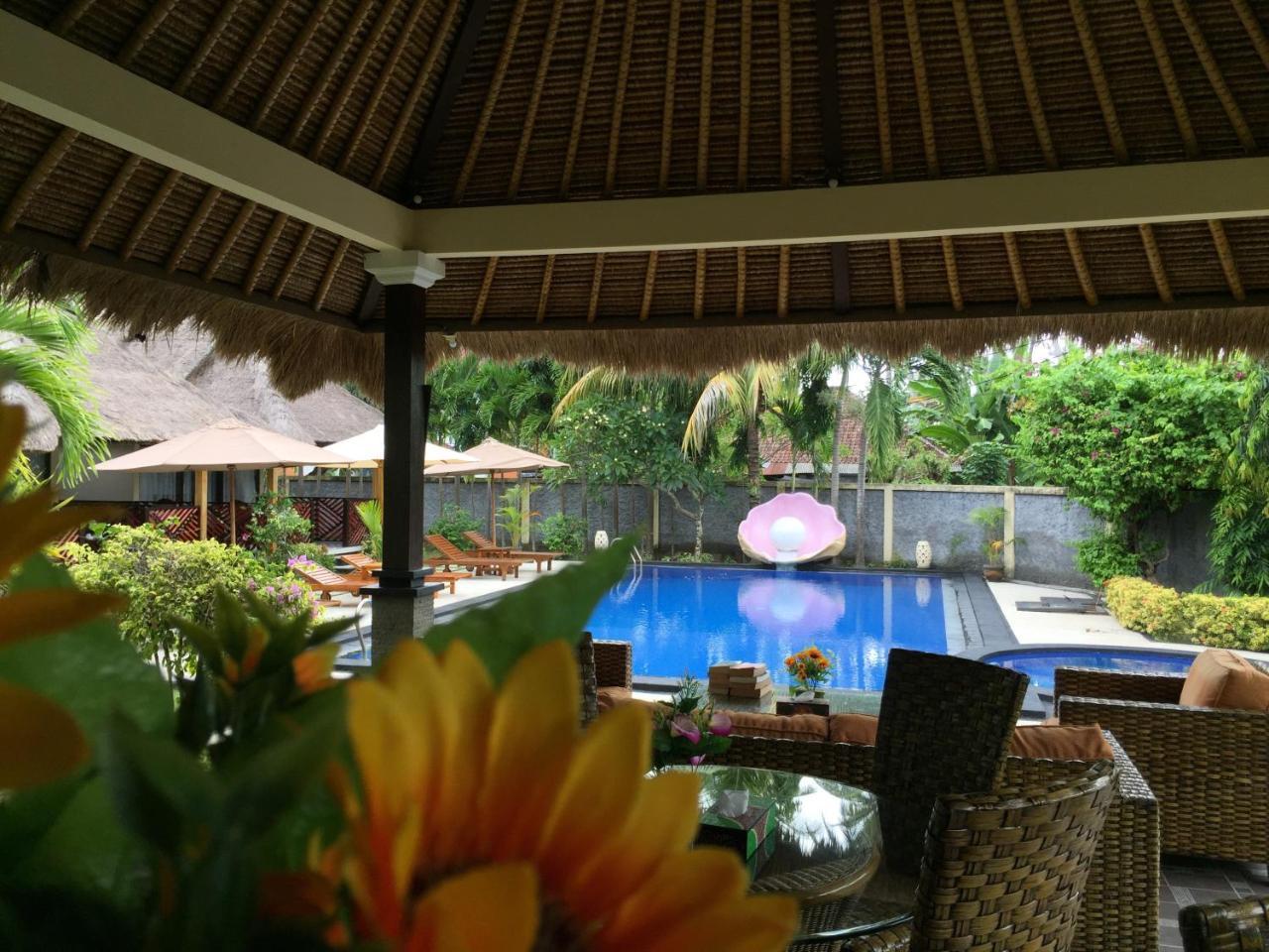 Mutiara Bali Hotel Candidasa Екстериор снимка