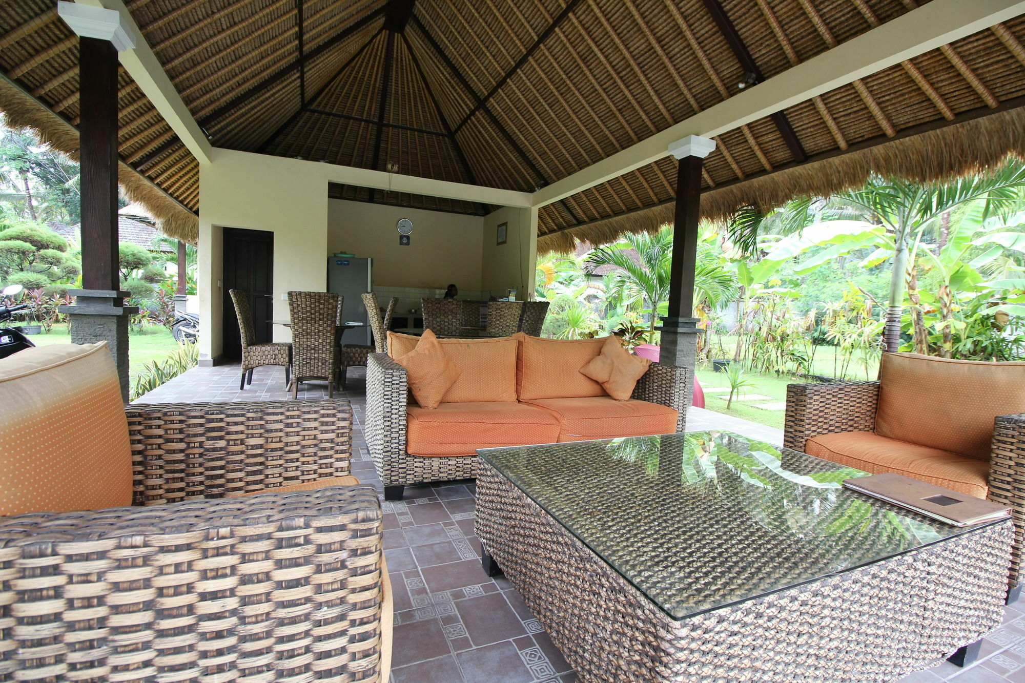Mutiara Bali Hotel Candidasa Екстериор снимка